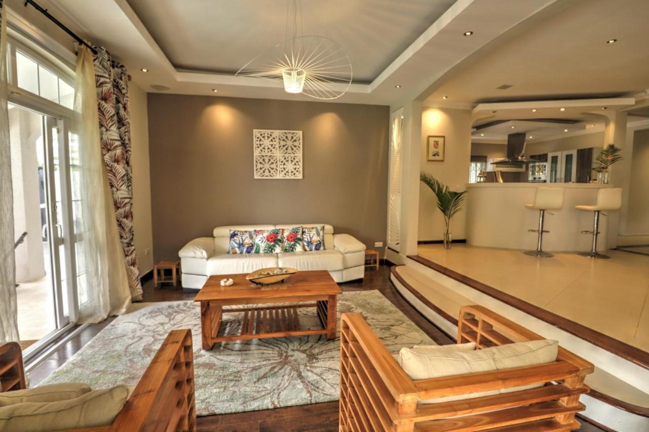 Happiness Villa 3 Bedroom Luxury Villa With Private Pool, Near All Amenities And Beaches Mauritius Grand Bay Εξωτερικό φωτογραφία
